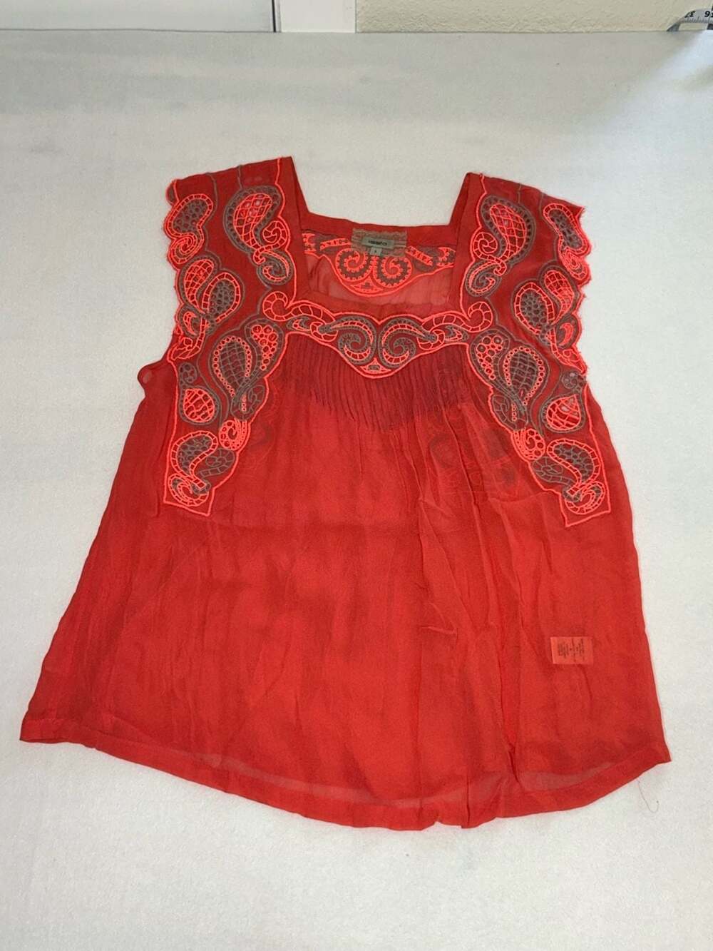 SOLD Isato Anthropologie Red Coral Embroidered Mesh Lace Boho Blouse Size Large